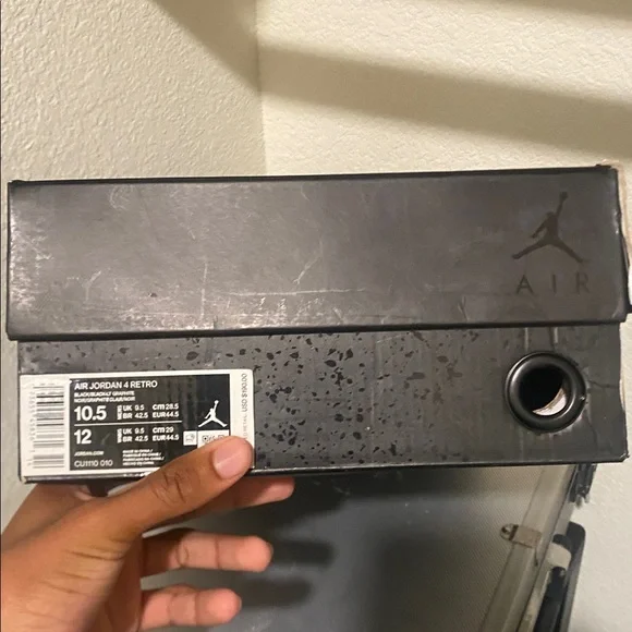 (2020) (with box) Jordan 4 Retro Black Cat
